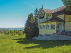 Haus in Alleinlage mit traumhafter Aussicht auf den Attersee - Haus in Alleinlage, Immobilien-Kurz-Salzburg